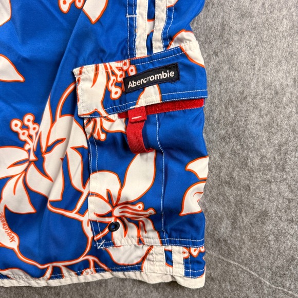 Abercrombie & Fitch Mens Blue Floral Cargo Board Shorts Size L Swim Vintage - Picture 9 of 14